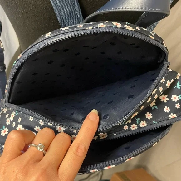 NWOT Kate Spade Dark Blue Daisy Nylon Karissa Backpack - Picture 8 of 12